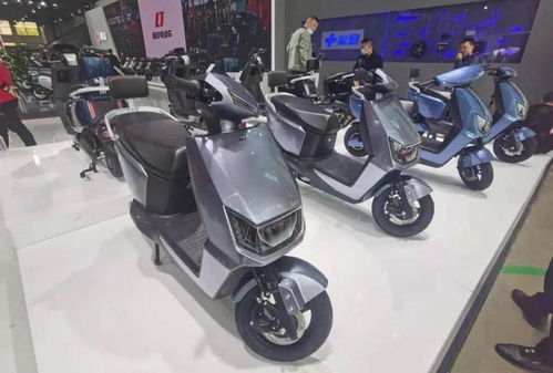 多重因素交織下，中國電動車銷售遇冷與人民幣貶值對經濟的影響